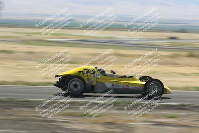 media/Jun-01-2024-CalClub SCCA (Sat) [[0aa0dc4a91]]/Group 4/Race/